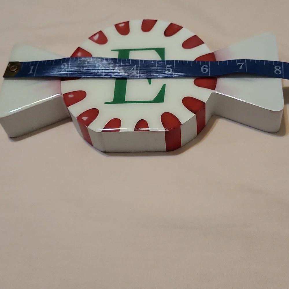 'E' Monogram Tabletop Decor - Picture 6 of 7